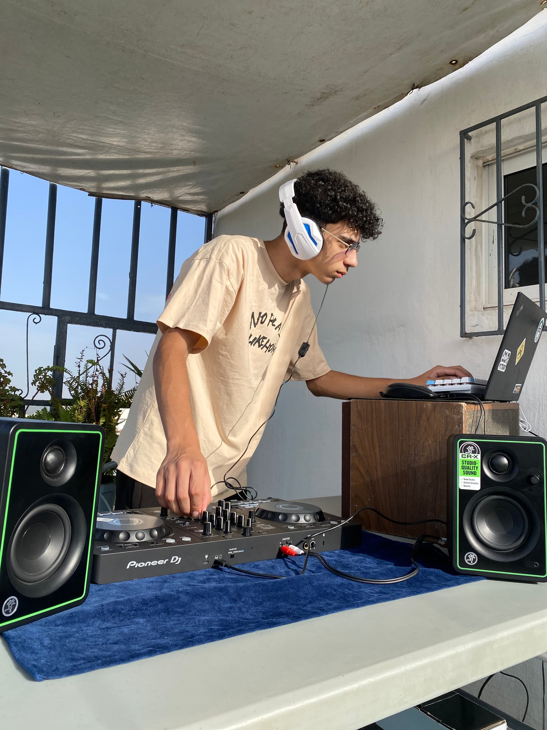 DJ TOKYO